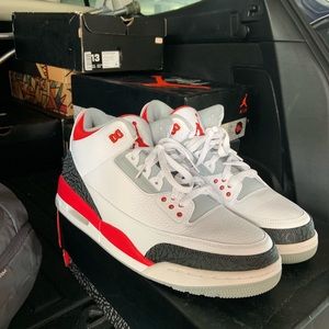 Jordan 3 Fire Red